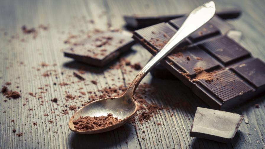 При кашлица: Шоколадът по-ефикасен от меда