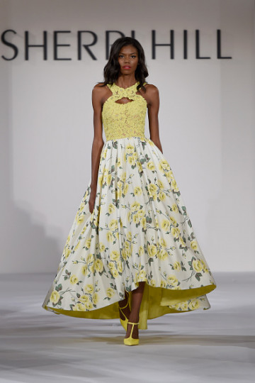 Дизайнерката Чери Хил представи своите модели за пролет 2016 по време на седмицата на модата в Ню Йорк
