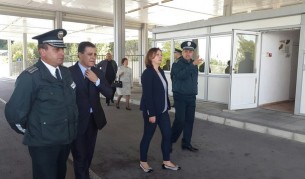 Министър Бъчварова на посещение на ГКПП Гюешево