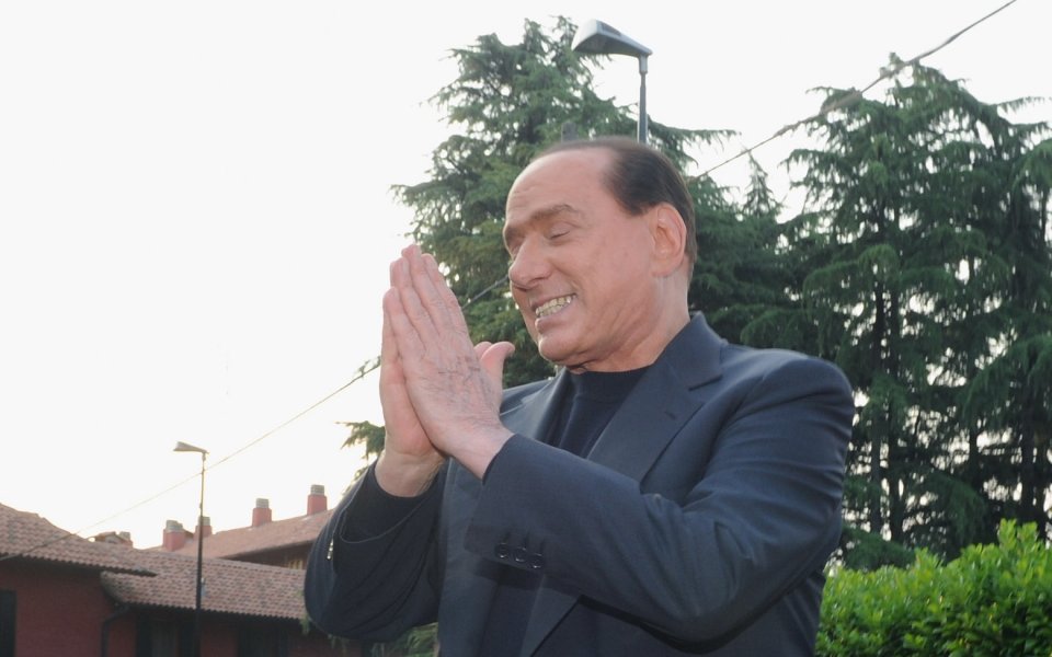 Берлускони заряза плановете за нов стадион