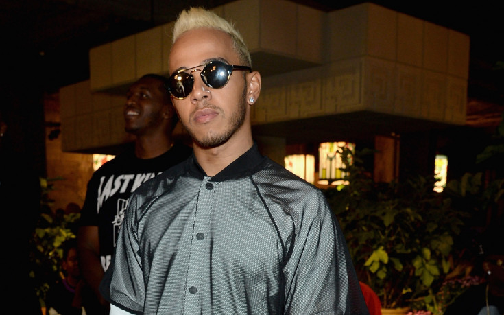 Хамилтън се прицели в рекорд на Сена