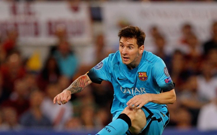 СНИМКА: Меси се надсмя на съда