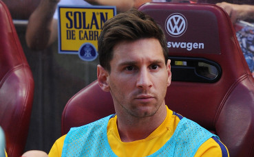 Меси стиска палци на Барса пред телевизора