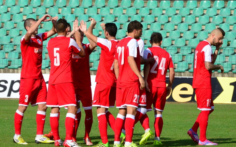 Шефът на ДЮШ в Пирин ще води отбора срещу Славия