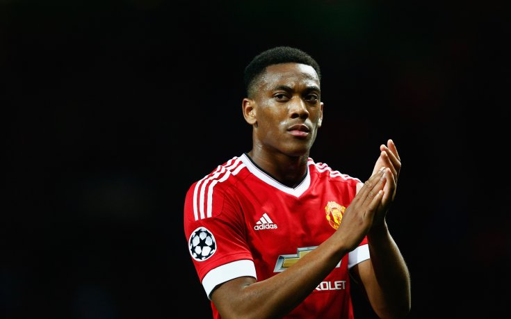 Майкъл Оуен не споделя еуфорията по Марсиал