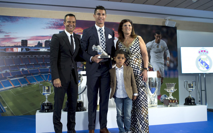 СНИМКИ: Специална награда за Кристиано в Реал