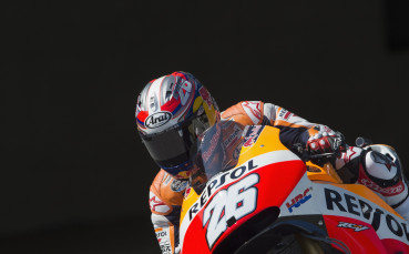 Дани Педроса с 50-а победа, Роси остава лидер в Moto GP