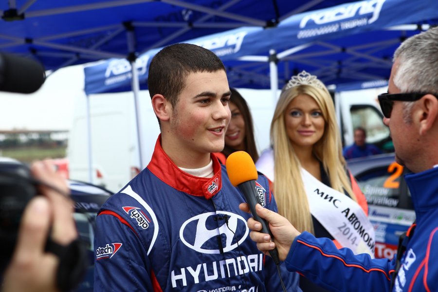 Hyundai Racing Trophy1