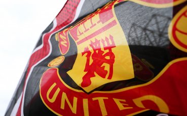 Руски запалянко на Юнайтед прати негов флаг в космоса