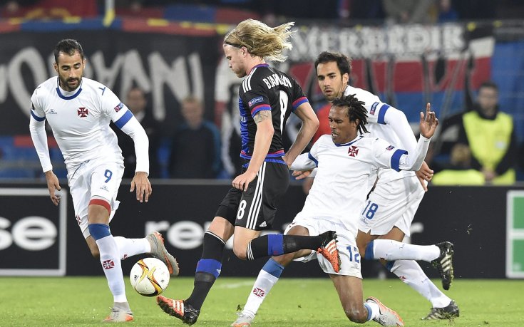 Белененсеш изненада Базел, Лех преклони Фиорентина