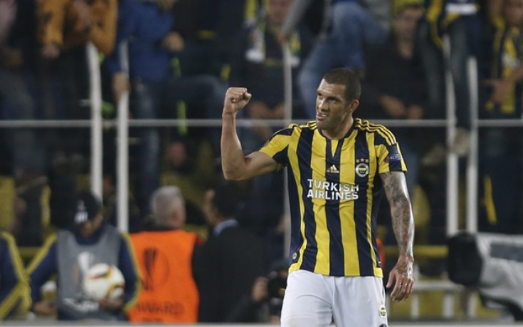 Фенербахче попари Аякс с късен гол, Мьолде бие в Лига Европа