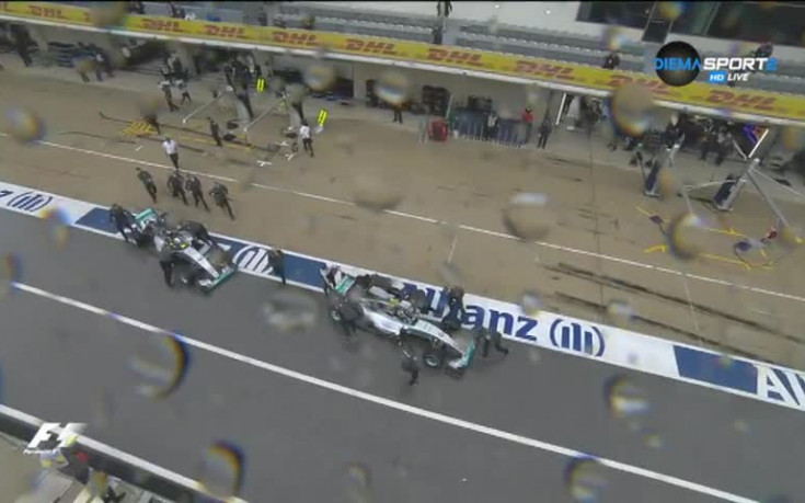 ВИДЕО: Дъжд вали, но духа на ентусиастите не сломи