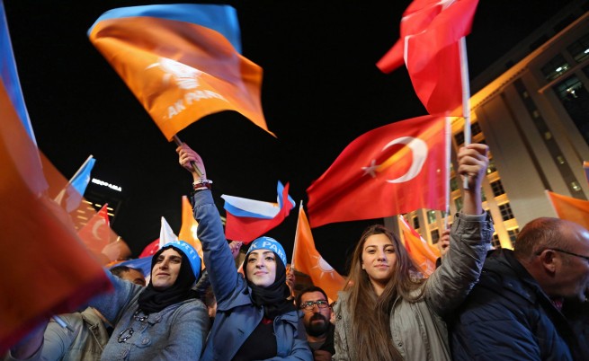 Много по-малко жени в турския парламент след изборите