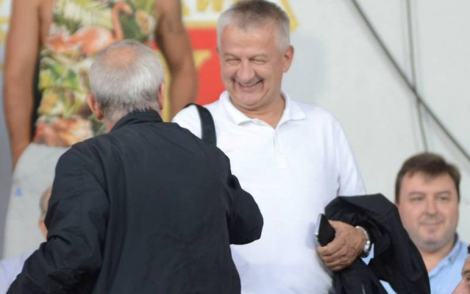 Крушарски вече е новият собственик на Локо Пд