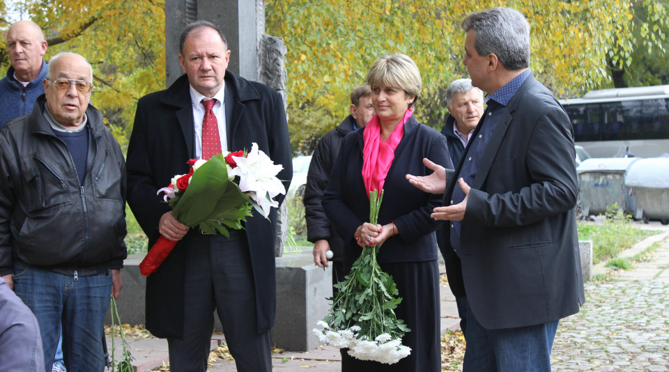 Поклонението на Стоян Хранов1