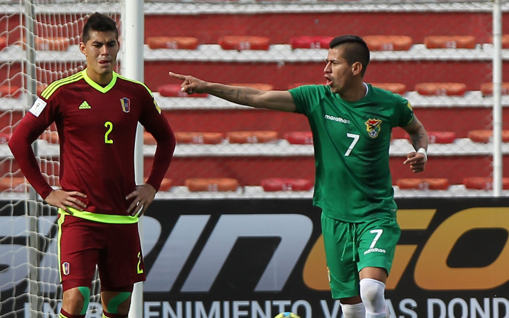 Боливия се разправи с Венецуела