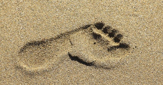 Необичаен хостел построен изцяло от пясък беше открит недалече от