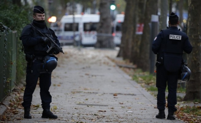 Европа засилва мерките за сигурност след атентатите в Париж