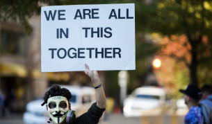 "Анонимните" почнаха да разкриват данни за терористи