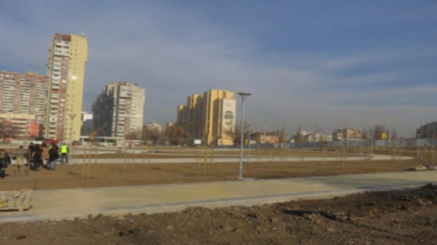 Площадката на бъдещия парк "Възраждане"