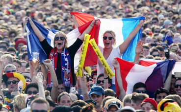 Въпреки мерките за сигурност, Франция запазва фензоните