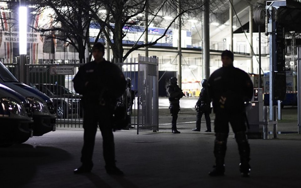 Евакуираха гръцкия футболен съюз заради сигнал за бомба