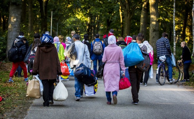 Холандия отказа храна и подслон на мигранти без статут