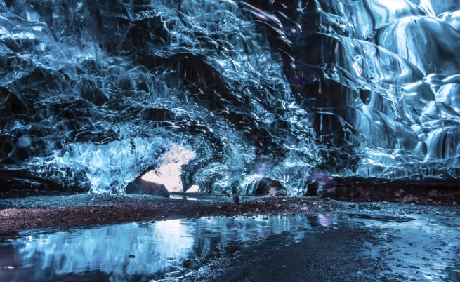 7 от най-невероятните ледени пещери в света