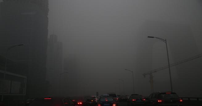 Заради мръсния въздух жителите на няколко квартала в София излязоха на