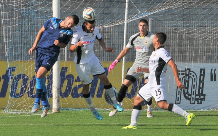 Славия ще спира лошата серия срещу Монтана