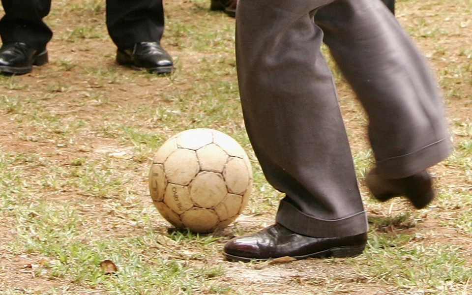 Националите по футбол на Уганда излъгаха смъртта