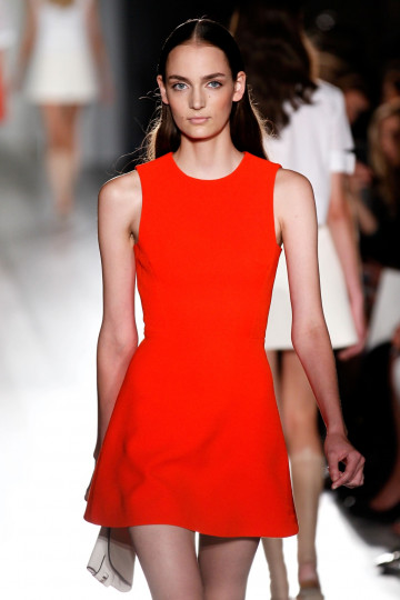 На 9 септември, по време на Седмицата на модата в Ню Йорк, Виктория Бекъм представи колекцията си за сезон пролет/лято 2013 година