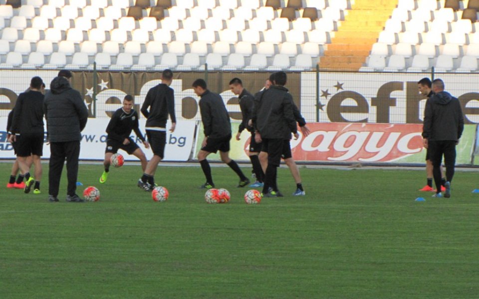 Локо Пловдив се раздели с трима от чужденците си