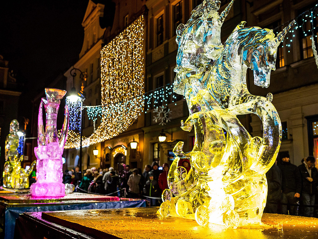 Десети международен фестивал на ледените скулптури в Познан, Полша.