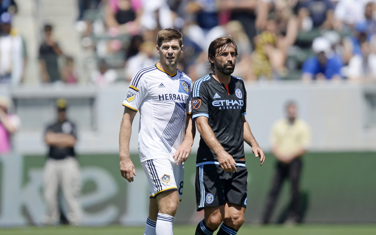 ФИФА спря Джерард, Пирло и Шави за приятелски турнир в Кувейт