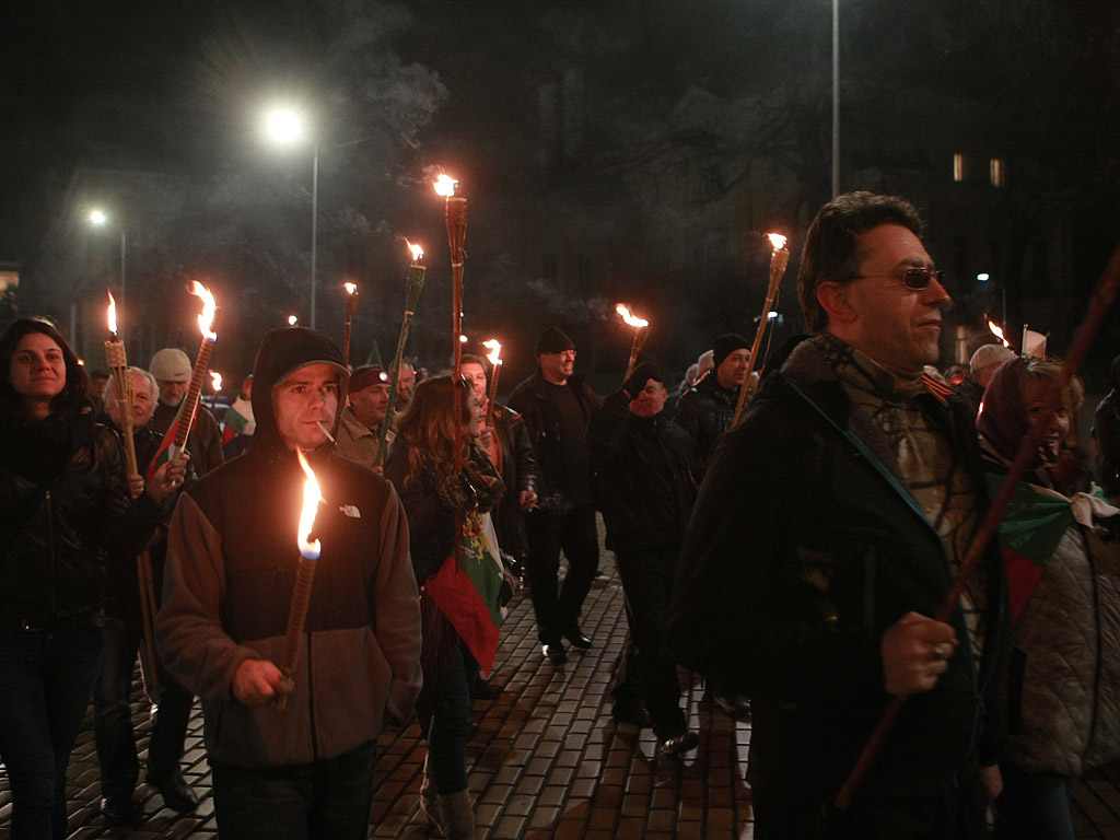 Граждани изразиха недоволство от визитата на турския премиер