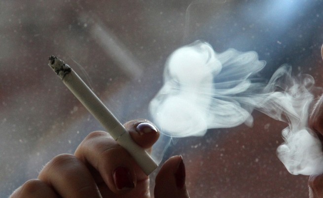 Правителството иска забрана за ароматните цигари