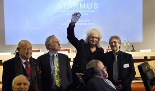 Нов медал "Стивън Хокинг" за комуникатори на наука