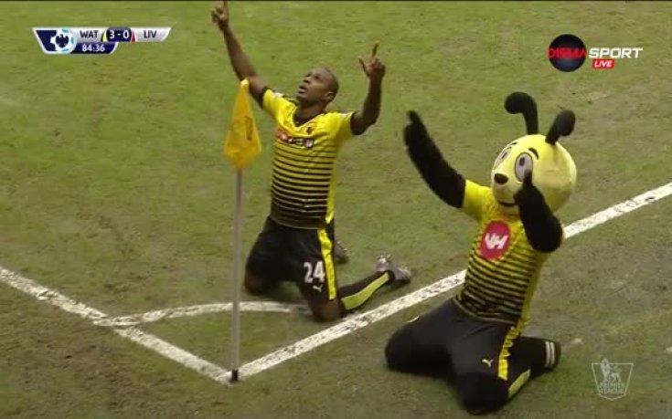 Талисманът на Уотфорд обра точките при третия гол