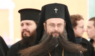 Бунт в Асеновград срещу митрополит Николай