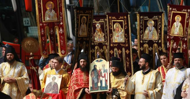 Светият Синод реши да увеличи таксите за всички ритуали в църквата