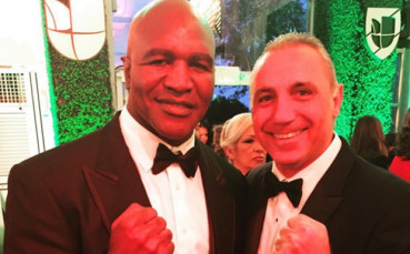 СНИМКИ: Стоичков се щракна с легенди на бокса