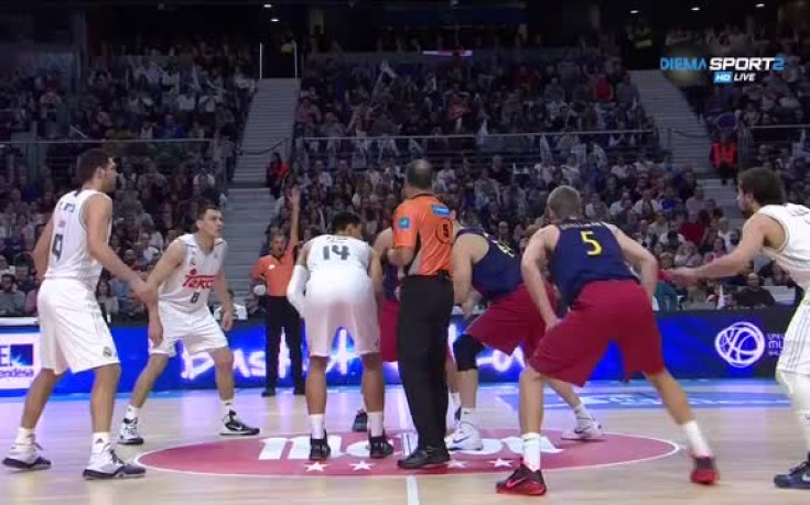 Ла Бомба приключи ударно първото полувреме на Реал - Барса