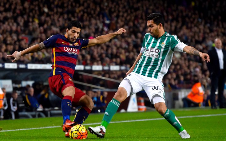 Съдийска помощ и за Барса, Суарес не спира да вкарва