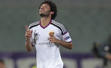 Арсенал взима халф на Базел