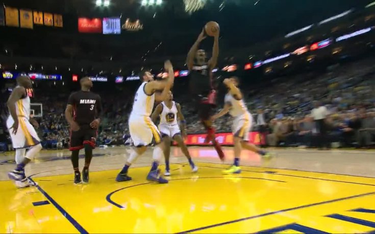 Шампионът Голдън Стейт спечели у дома срещу Маями