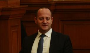 Радан Кънев ще прави нова дясна партия