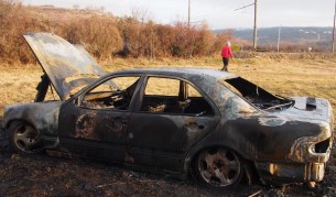 Запалиха автомобил във Варна