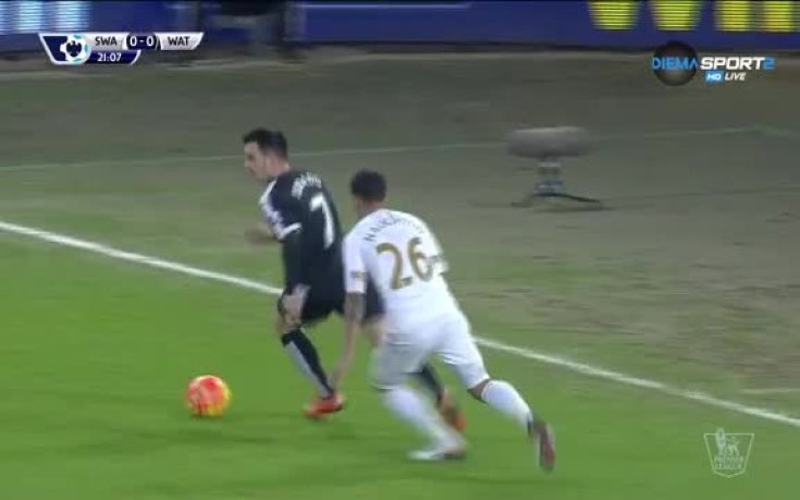 Имаше ли дузпа за Уотфорд в дербито със Суонси?