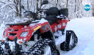 Освободиха бедстващи туристи с дете от снега